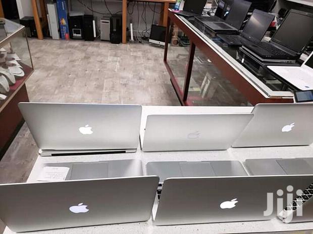 Laptop Apple MacBook Pro 4GB Intel Core i5 HDD 500GB - main view