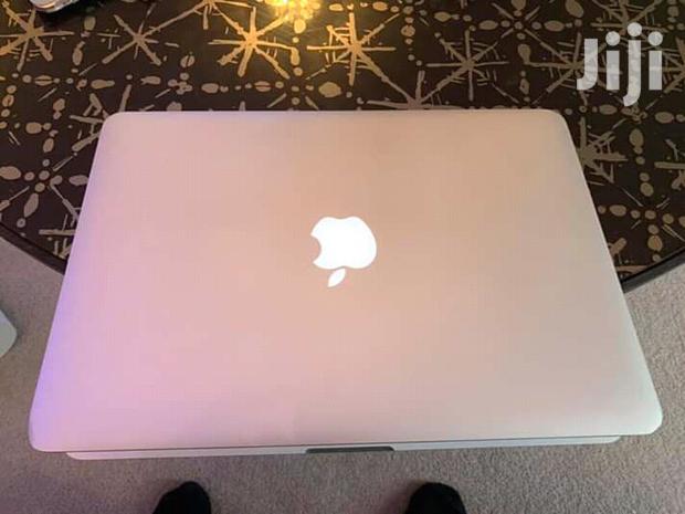 Laptop Apple MacBook Pro 4GB Intel Core i5 HDD 500GB