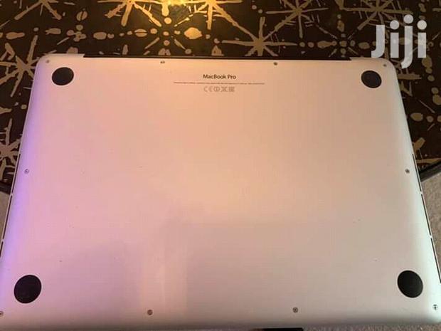 Laptop Apple MacBook Pro 4GB Intel Core i5 HDD 500GB - thumbnail 2