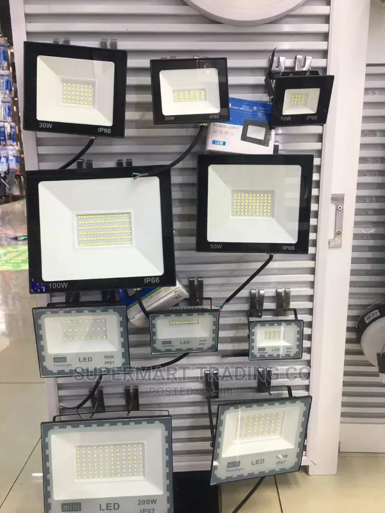 Floodlights 300wts Neelux