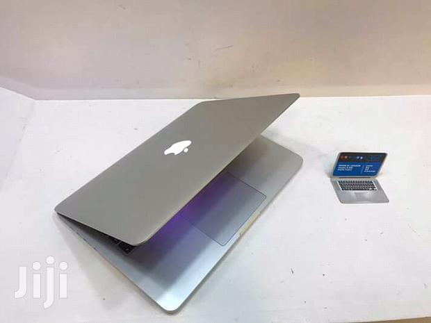 Laptop Apple MacBook Pro 4GB Intel Core i5 HDD 500GB - thumbnail 3