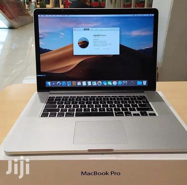 Laptop Apple MacBook Pro 4GB Intel Core i5 HDD 500GB