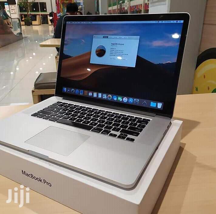 Laptop Apple MacBook Pro 4GB Intel Core i5 HDD 500GB