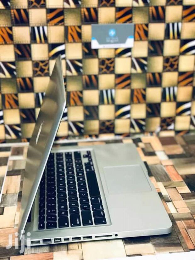 Laptop Apple MacBook Pro 4GB Intel Core i5 HDD 500GB - thumbnail 3