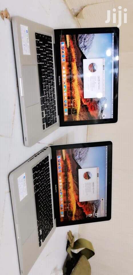 Laptop Apple MacBook Pro 4GB Intel Core i5 HDD 500GB - thumbnail 3