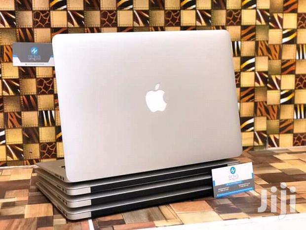 Laptop Apple MacBook Air 8GB Intel Core i5 SSD 256GB