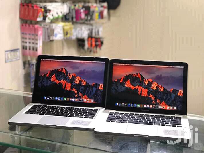 Laptop Apple MacBook Pro 4GB Intel Core i5 HDD 500GB
