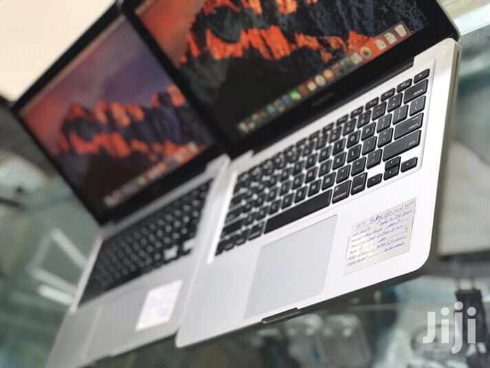 Laptop Apple MacBook Pro 4GB Intel Core i5 HDD 500GB