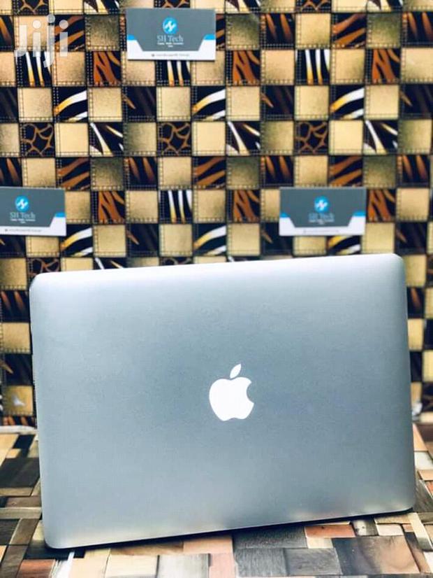 Laptop Apple MacBook Air 8GB Intel Core i5 SSD 256GB - thumbnail 3