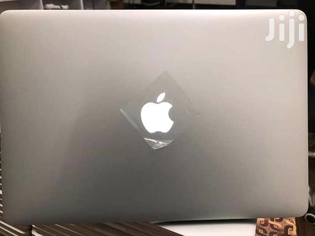 Laptop Apple MacBook Pro 4GB Intel Core i5 HDD 500GB - thumbnail 2
