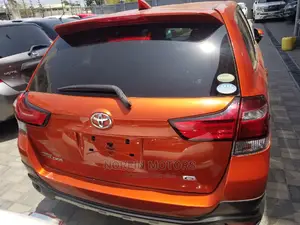 Toyota Fielder 2016 Orange