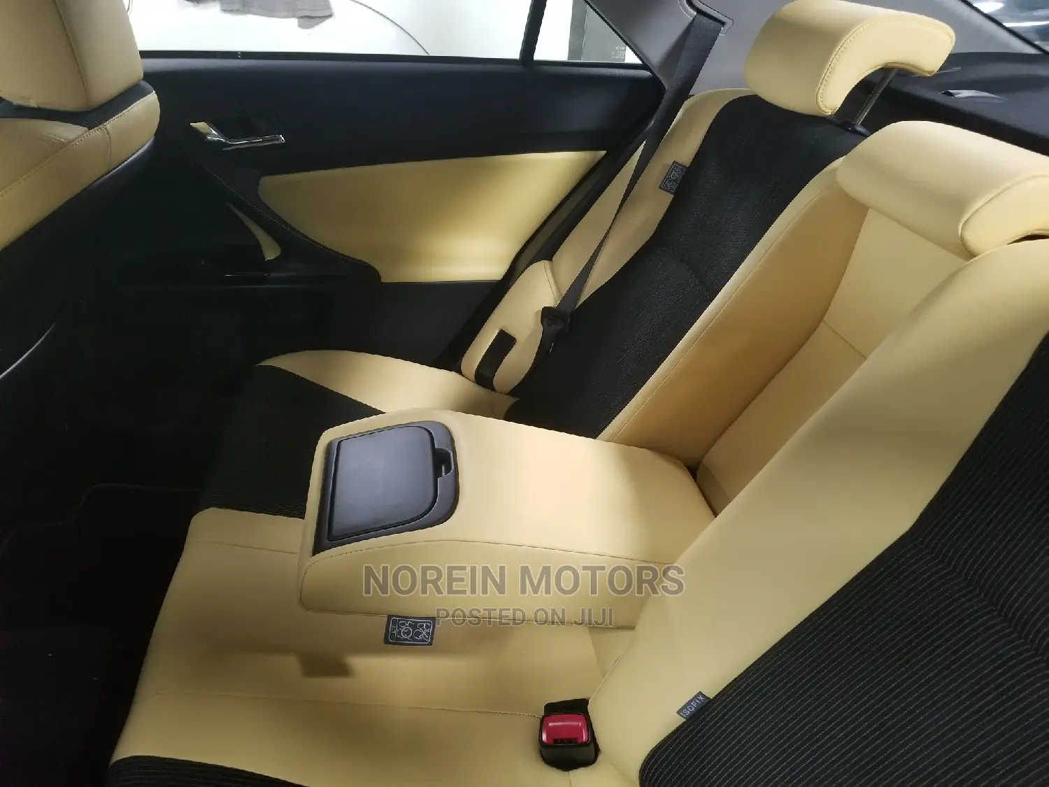 Toyota Mark X 2014 Yellow