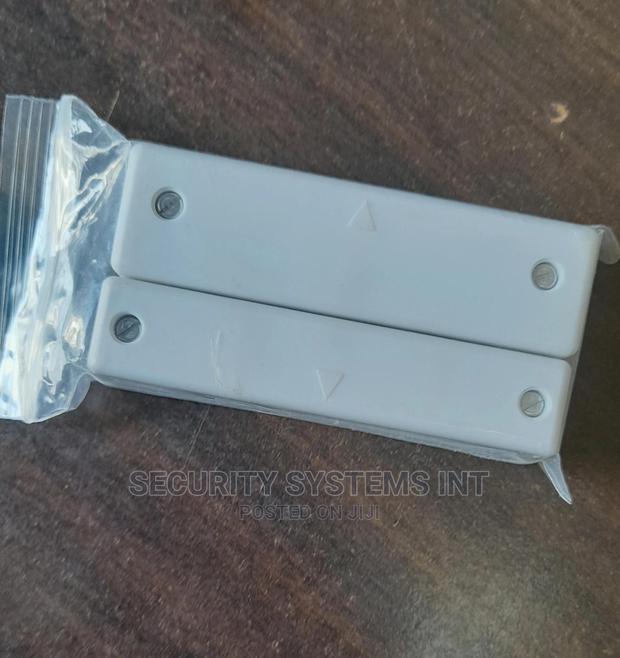 Magnetic Contact Heavy Duty Plastic