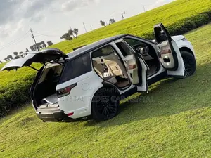 Car Hire , Chauffeured for Wedding Services