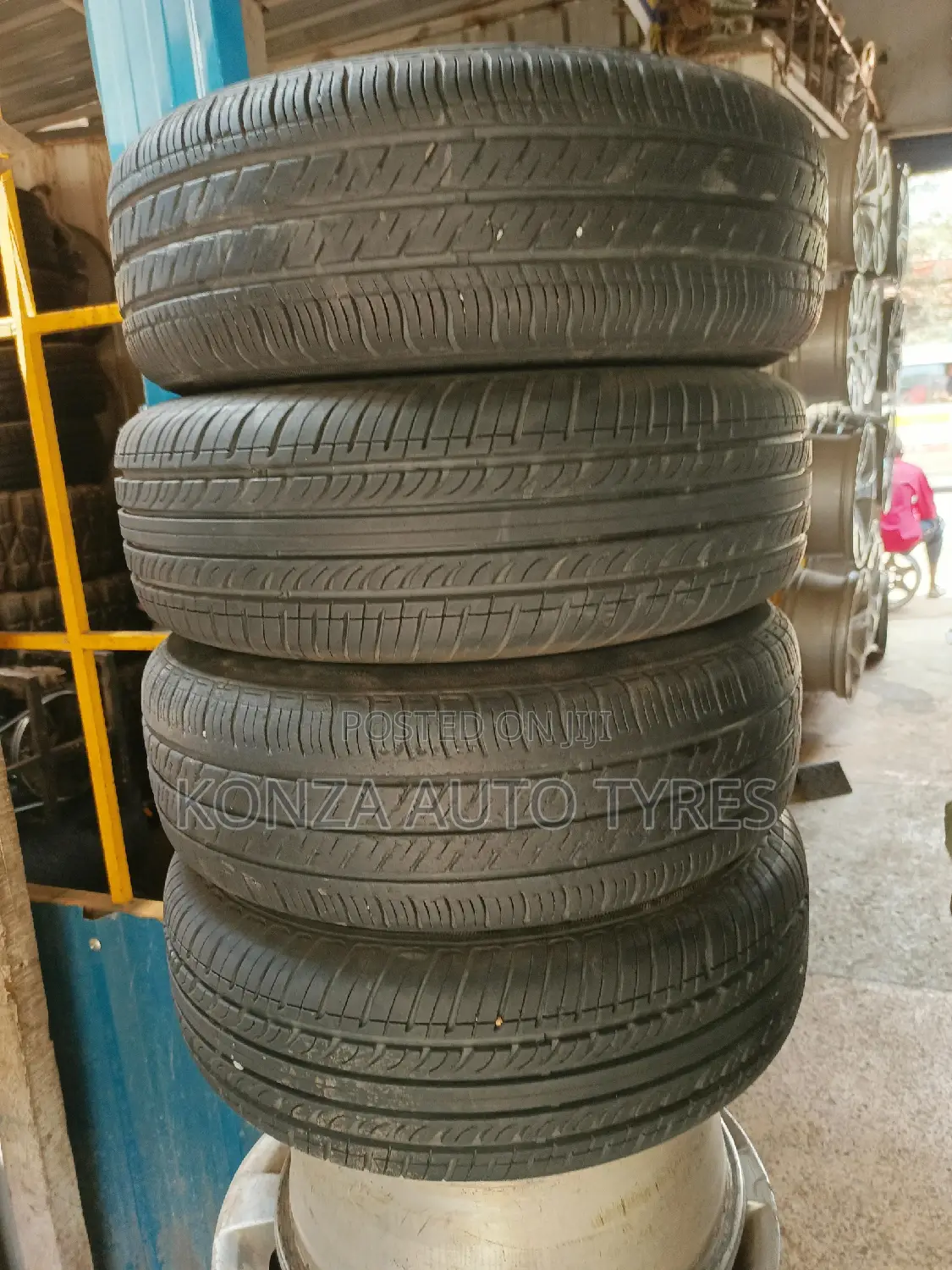Petromax Tyres Size 185/70r13