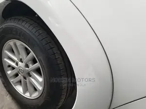Toyota Fortuner 2014 Pearl
