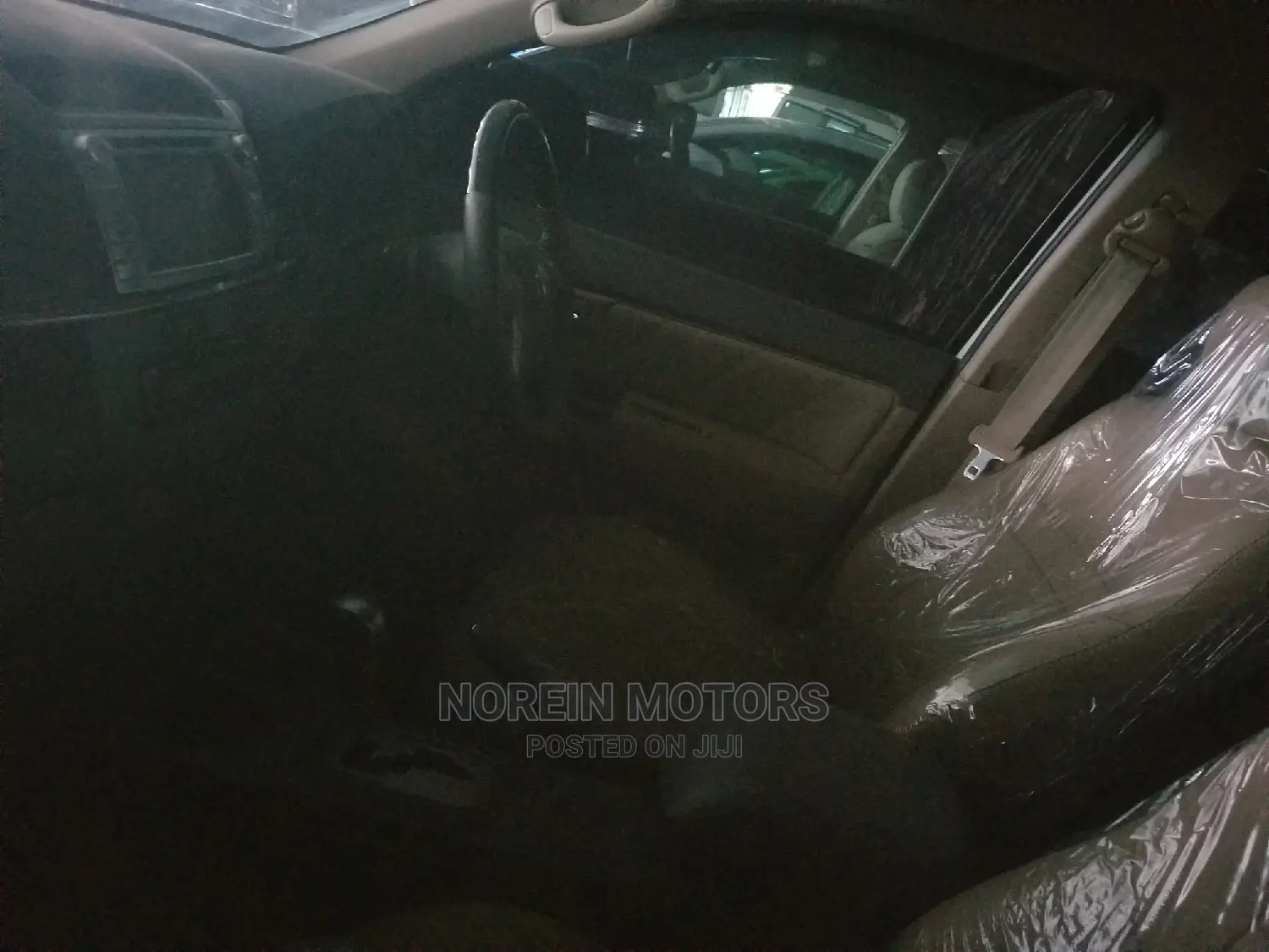 Toyota Fortuner 2014 Pearl