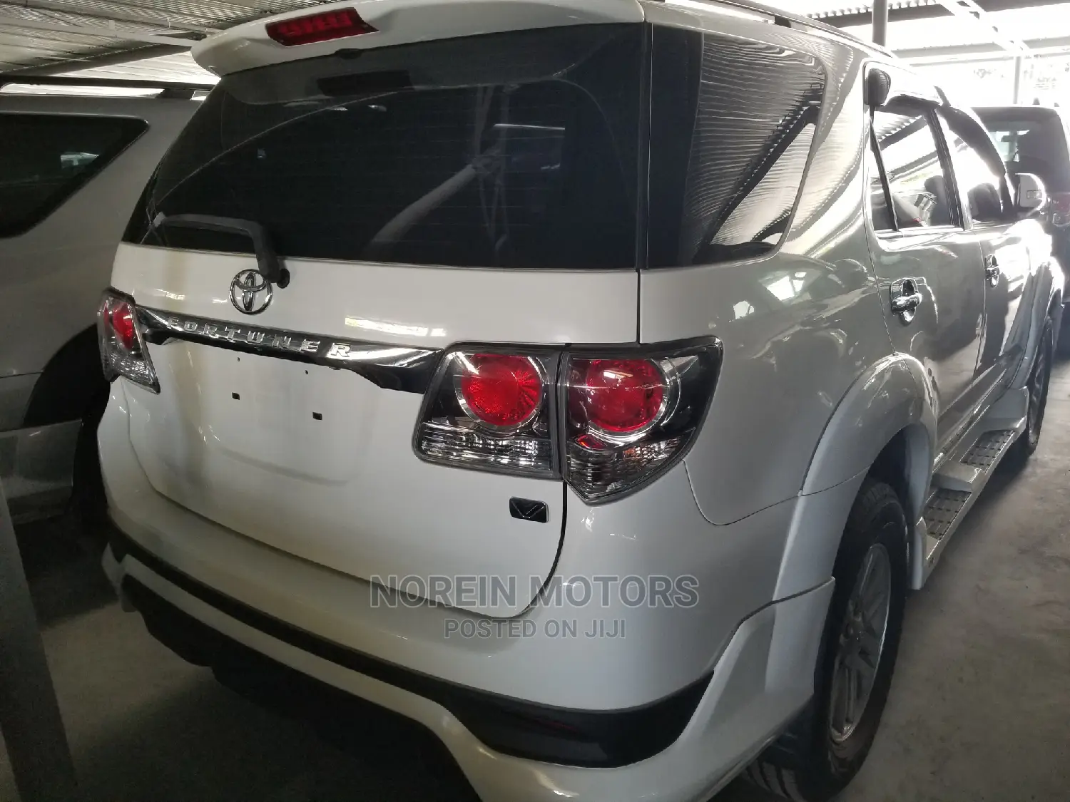 Toyota Fortuner 2014 Pearl