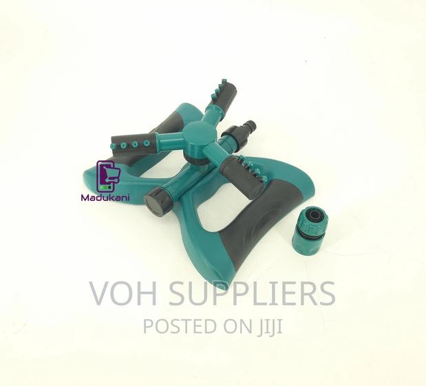 Home Lawn Garden Impact Sprinkler With Hose Pipe Connector