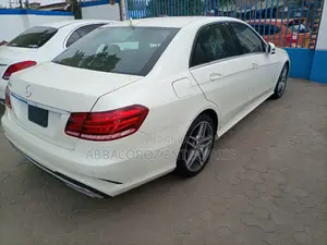 Mercedes-Benz E250 2015 White