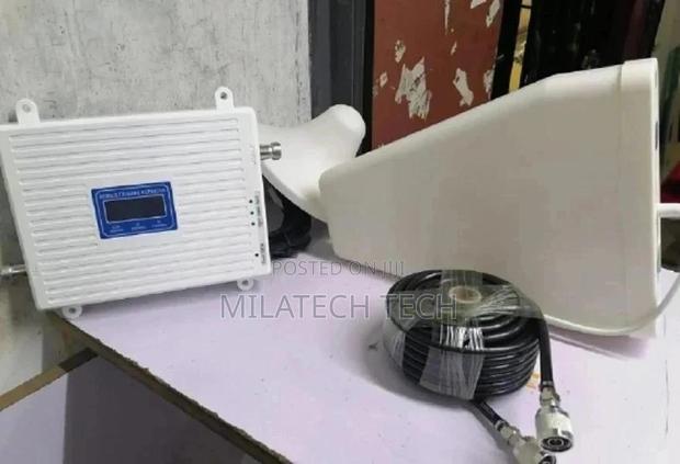 Triband Omnidirectional Antenna Signal Network Booster