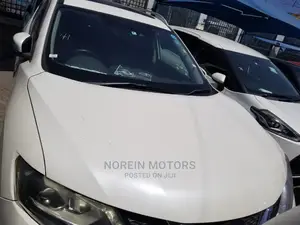 Nissan X-Trail 2015 White