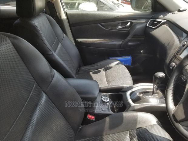 Nissan X-Trail 2015 White - thumbnail 8