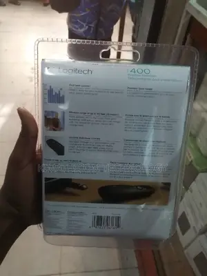 Logitech R400 Wireless Presenter /Pointer