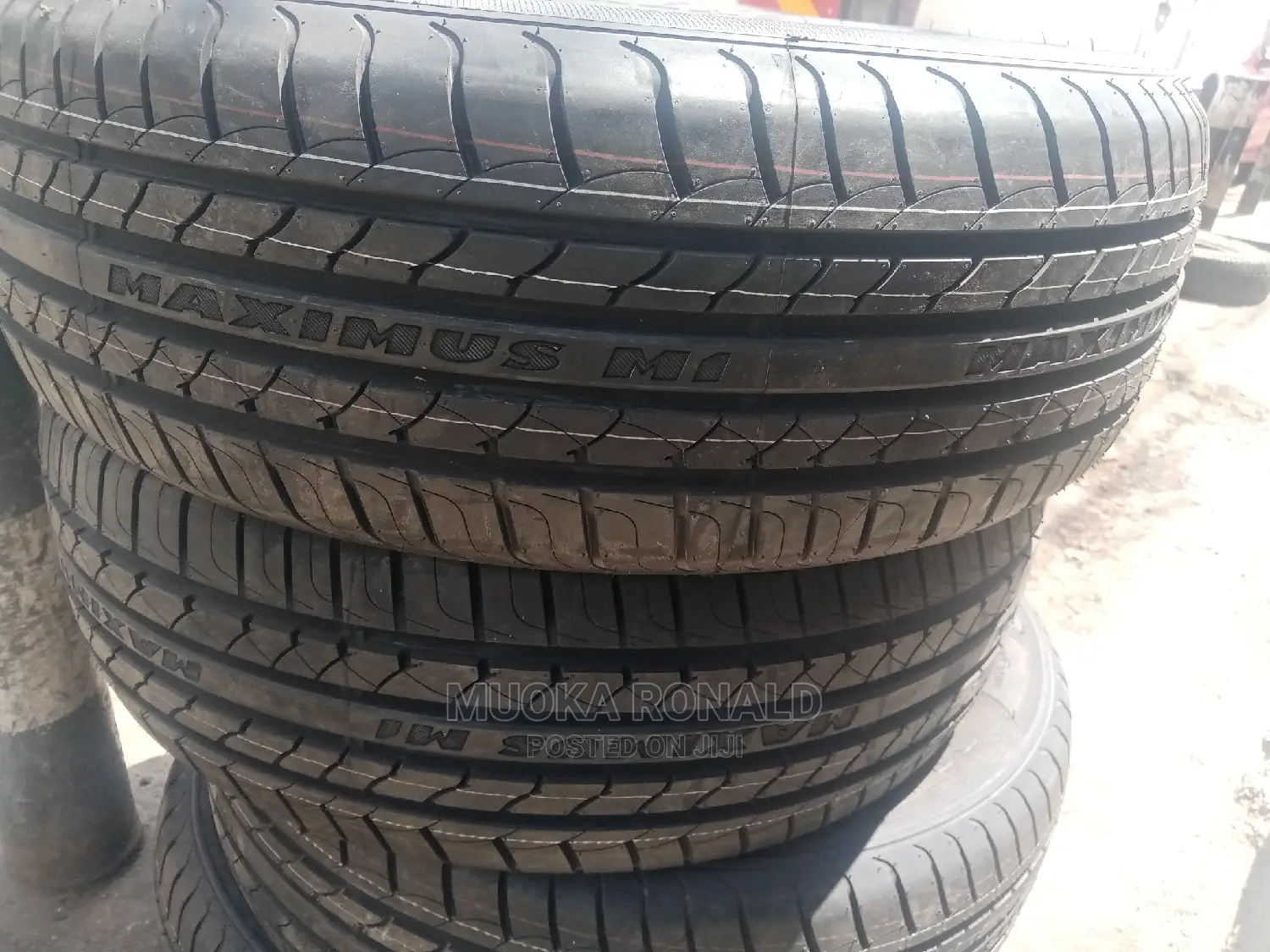 215/60r17 Maxtrec Tyre
