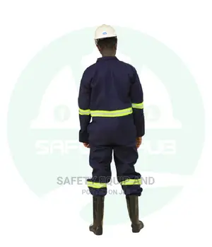 Safety Reflective Uniforms for Warehouse Work