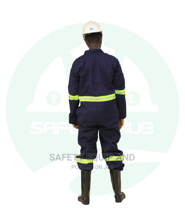 Safety Reflective Uniforms for Warehouse Work