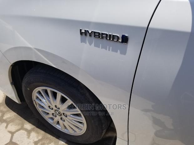 Toyota Noah 2014 White - thumbnail 6