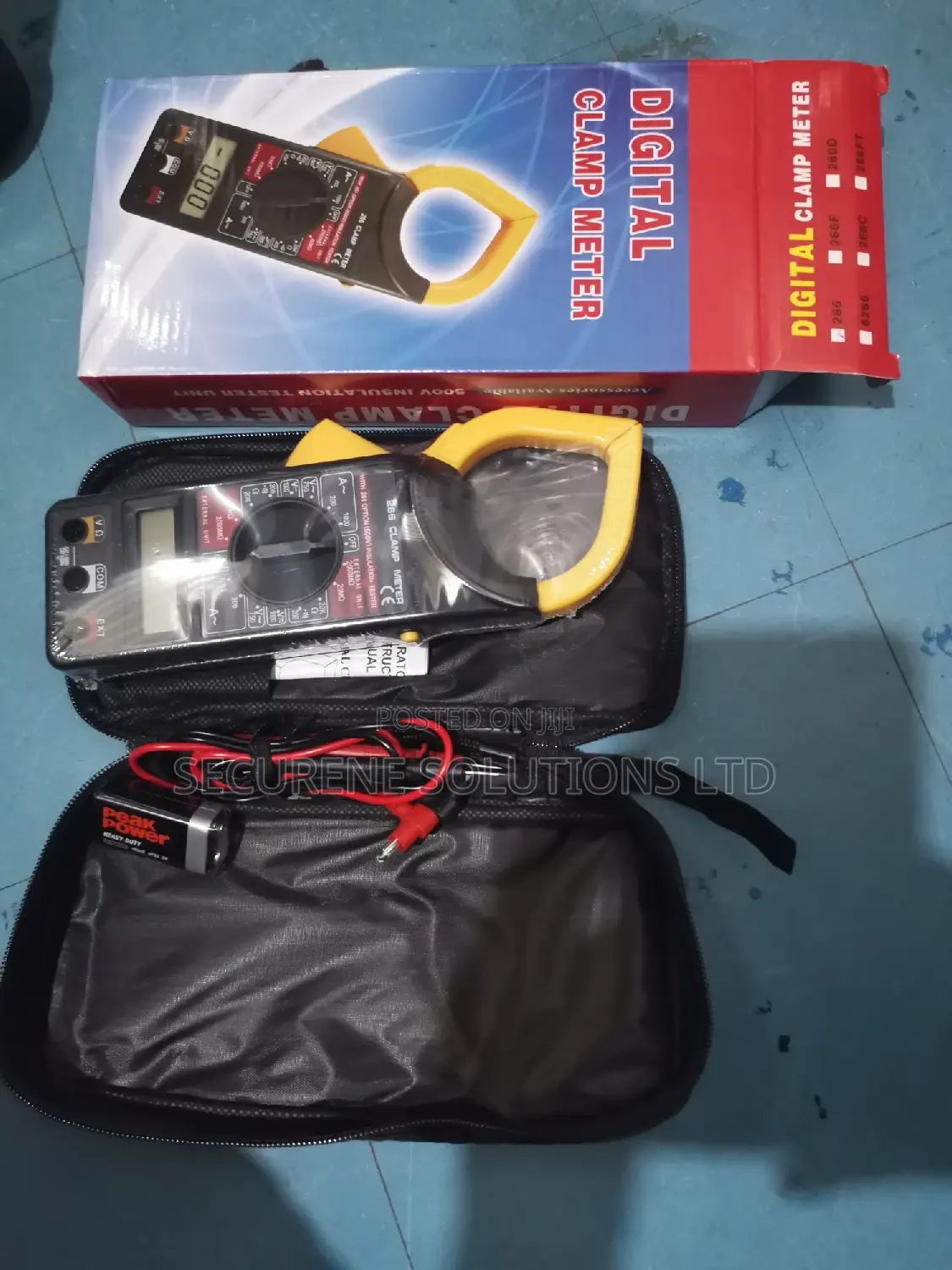 Digital Clamp Meter 266