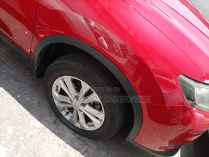Nissan X-Trail 2015 Red