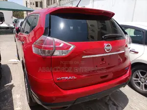 Nissan X-Trail 2015 Red