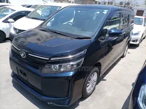 Toyota Voxy 2015 Blue
