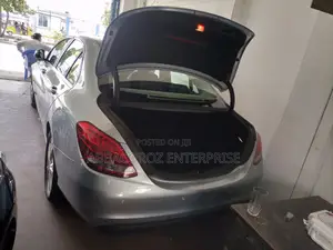 Mercedes-Benz C200 2015 Silver
