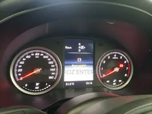 Mercedes-Benz C200 2015 Silver