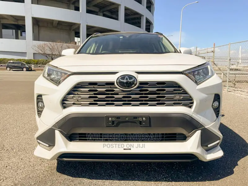 Toyota RAV4 2020 White