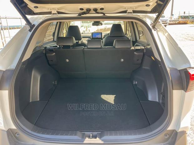 Toyota RAV4 2020 White - thumbnail 6