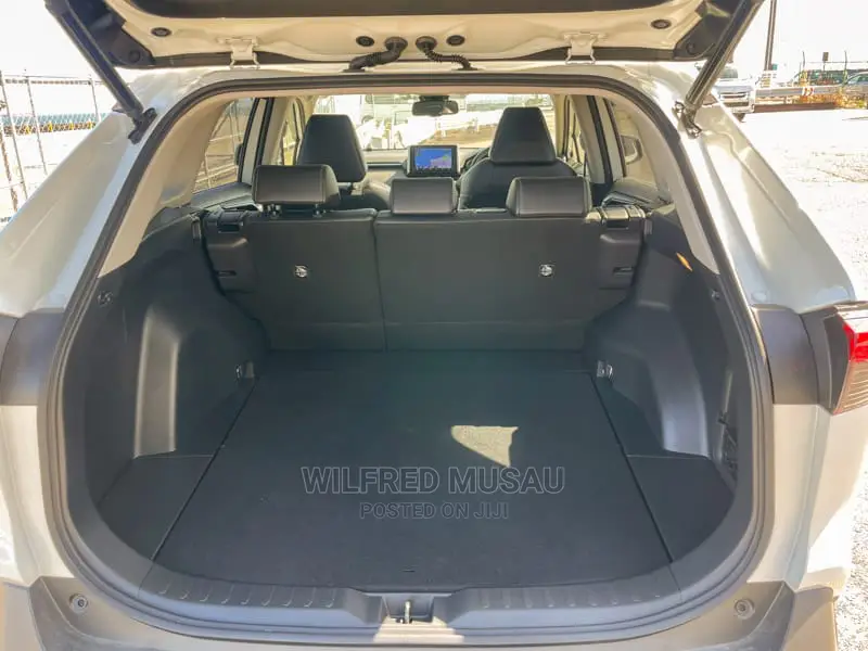 Toyota RAV4 2020 White