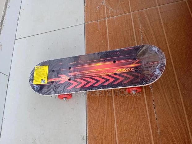 Kids Skateboard - thumbnail 4