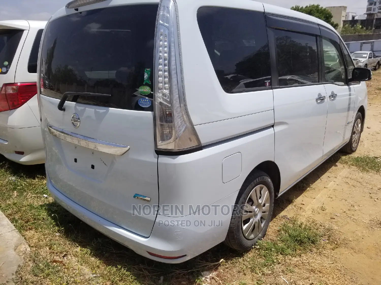 Nissan Serena 2014 Pearl