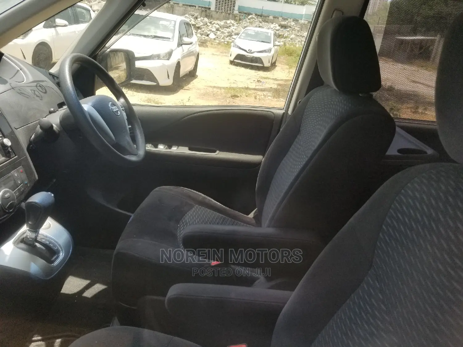 Nissan Serena 2014 Pearl