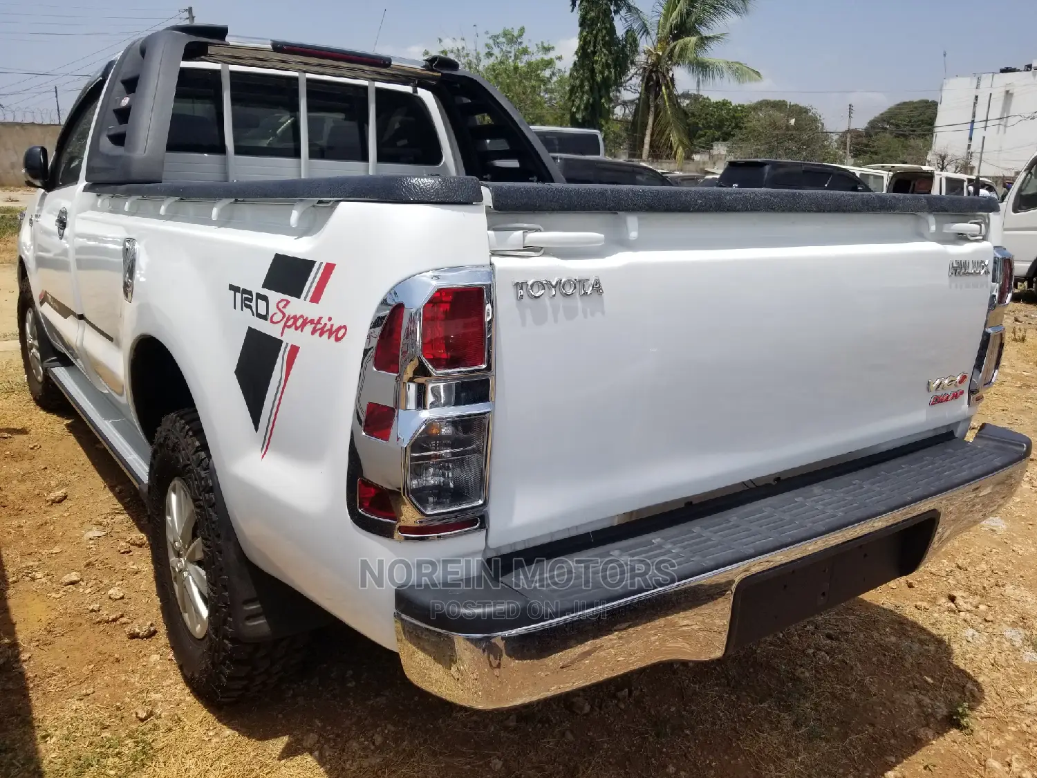 Toyota Hilux 2014 Purple