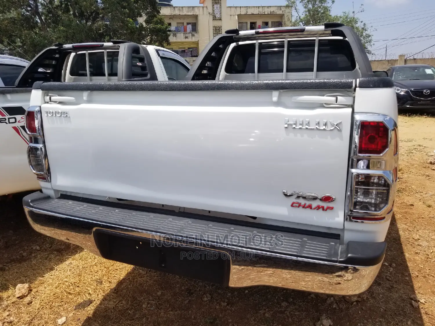 Toyota Hilux 2014 Purple