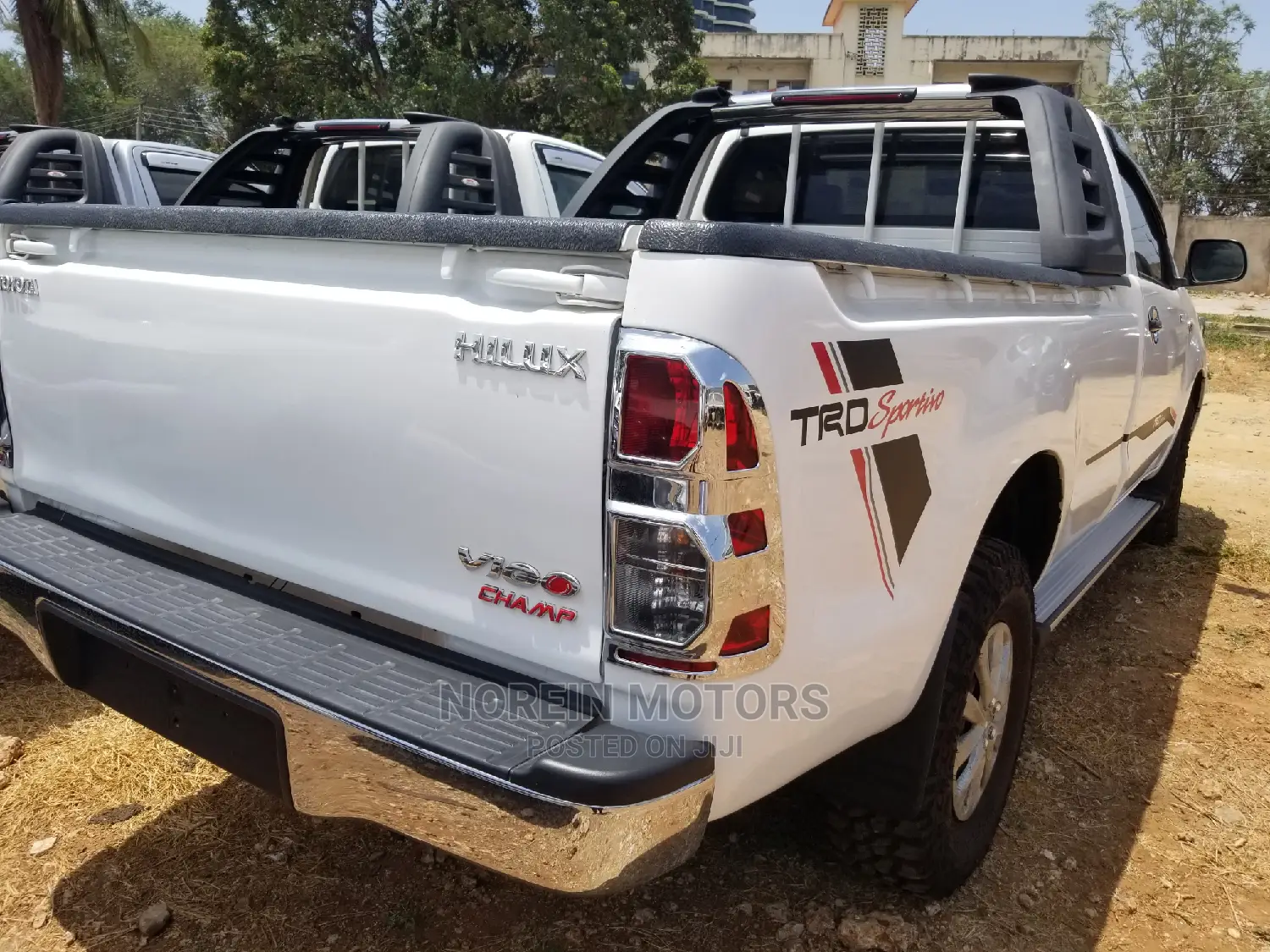 Toyota Hilux 2014 Purple