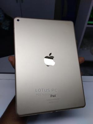 Apple iPad Air 2 32 GB - main view