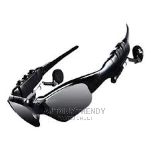 Black Sunglasses With Bluetooth - main view