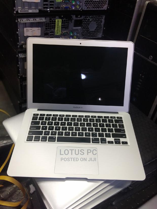 Laptop Apple MacBook 2015 8GB Intel Core I5 SSD 256GB - thumbnail 2